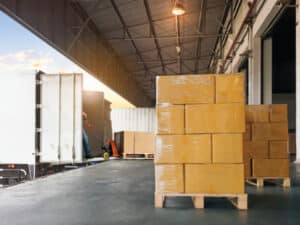 Warehouse Loading Dock - - Shoppa's Material Handling