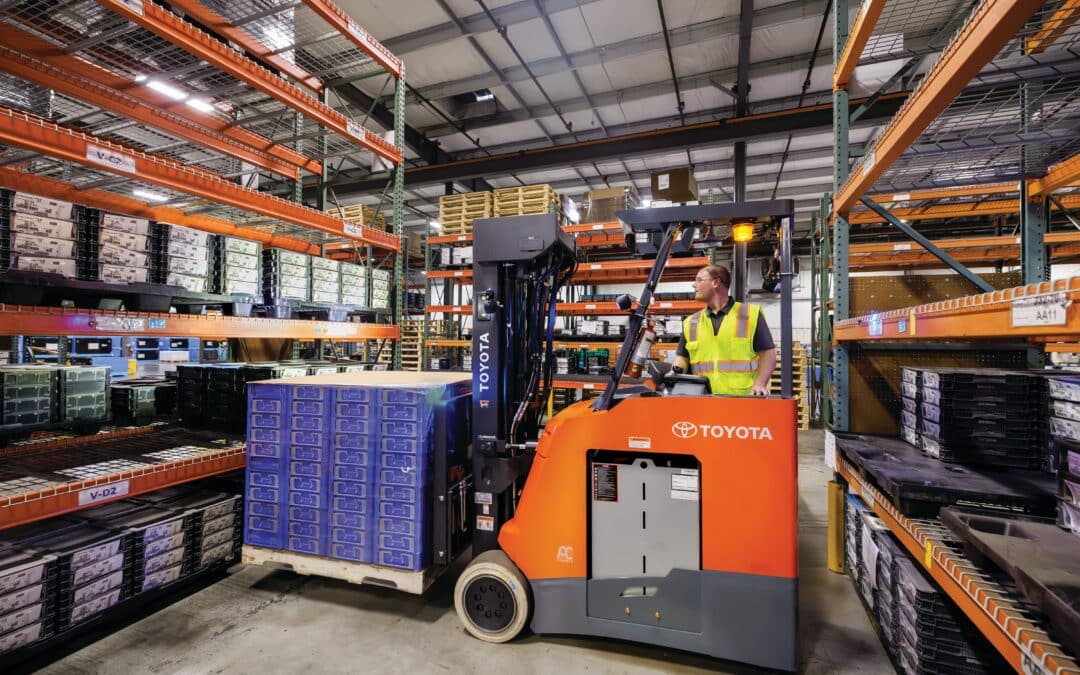 Stand Up Rider 8fba20u Application 14 -  - Shoppa's Material Handling